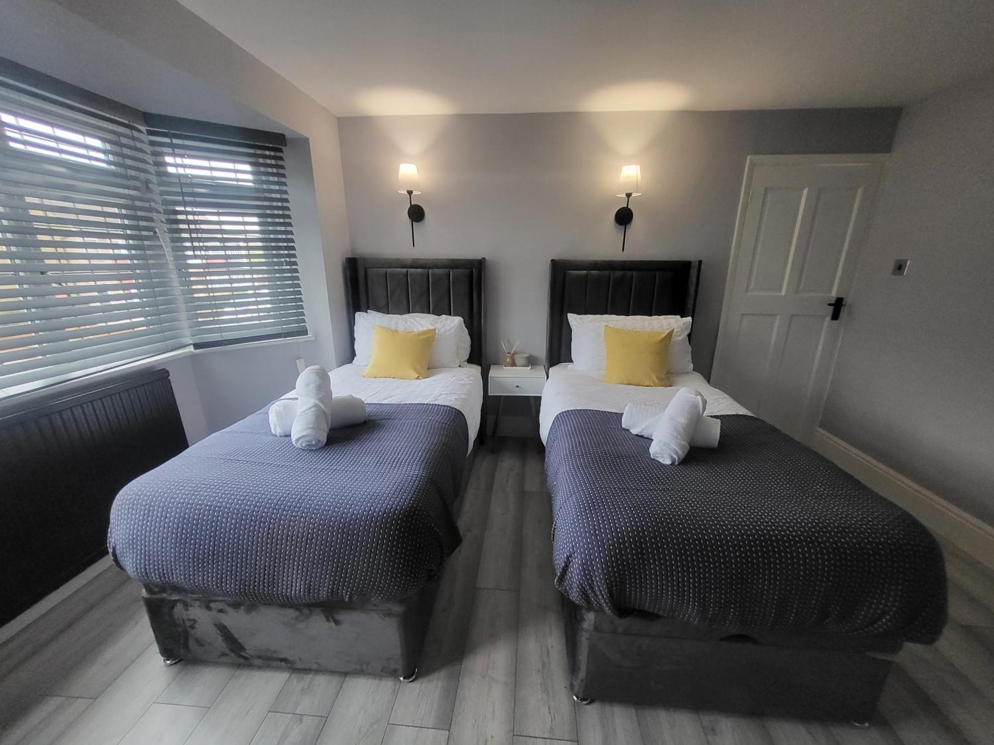 Beautiful Newly Renovated House In Rainham Essex Βίλα Εξωτερικό φωτογραφία